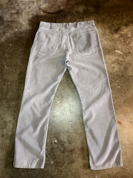 1970s Gray Levi’s White Tab 519 Corduroy Pants (32x29)