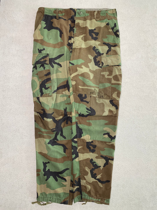 1990s Military Camo Cargo Pants [Adjustable 32-36x30]