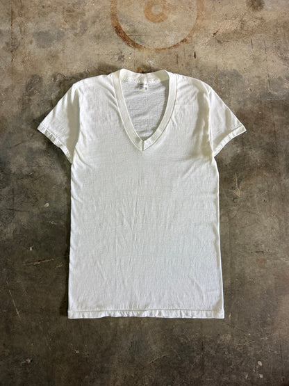 1970s Single Stitch Deep V-Neck Tee (Medium)