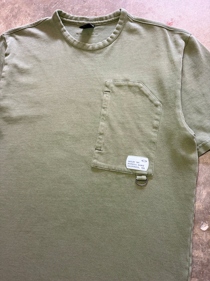2000s Olive Tactical Oakley Tee (Medium)
